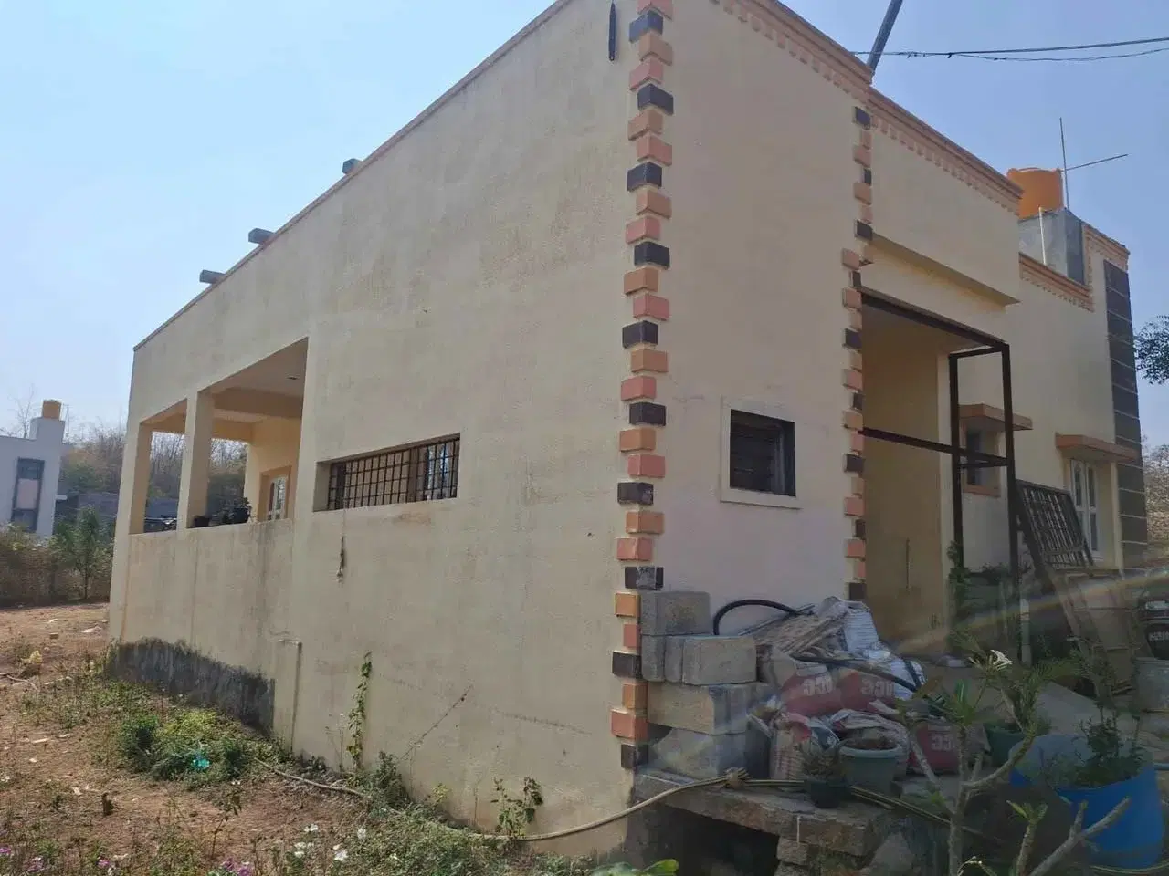 2 BHK Commercial Space for Sale in Comarshial aria leyot