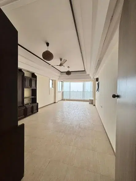 2 BHK Flat for Rent in Bandstand Bandra