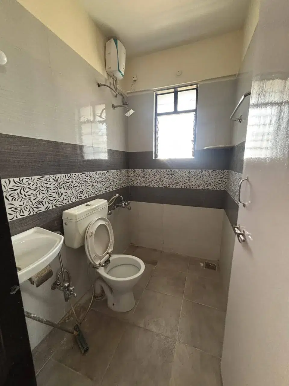 2 BHK Flat for Rent Near high street