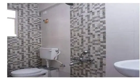 2 BHK Flat for Rent near kia showroom bhumkar chowk