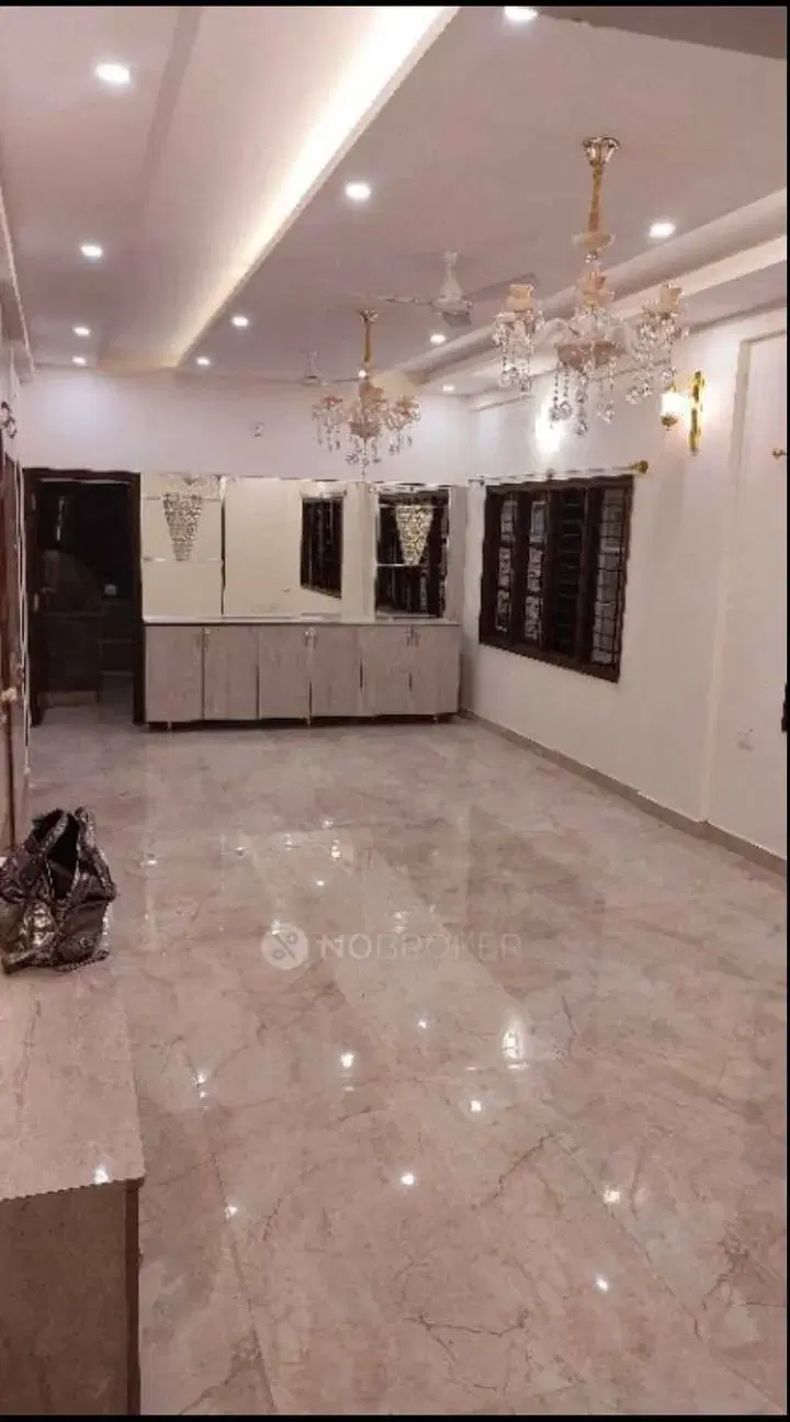 3 BHK Flat for Rent in 1st FLOOR