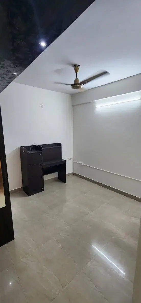 2 BHK Flat for Rent near Sompura Gate