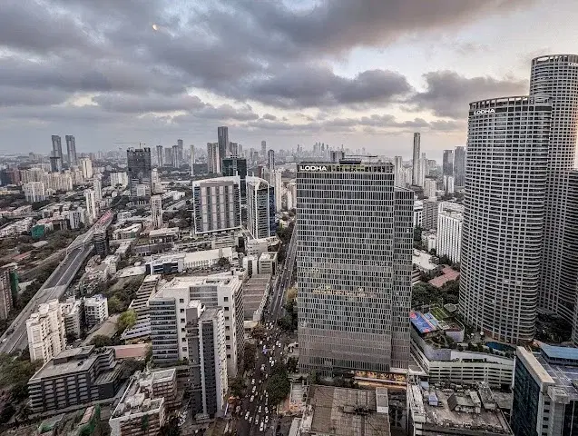 2 BHK Flat for Rent in Lower Parel