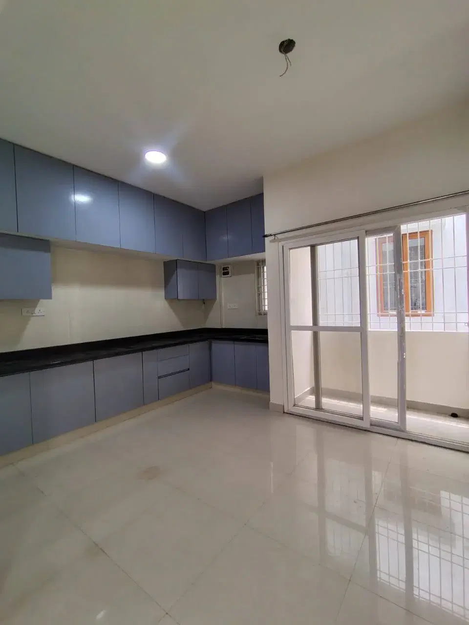 2 BHK Flat for Rent in Very Near to HSR Layout