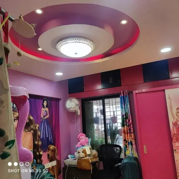 2 BHK Flat for Rent in Shriram Chowk