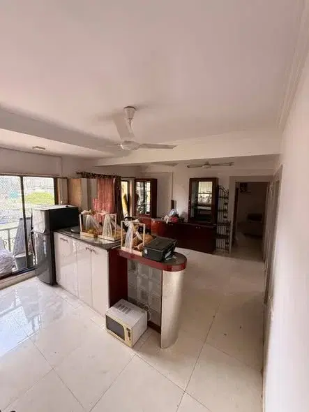 3 BHK Flat for Rent in Linking road Khar West