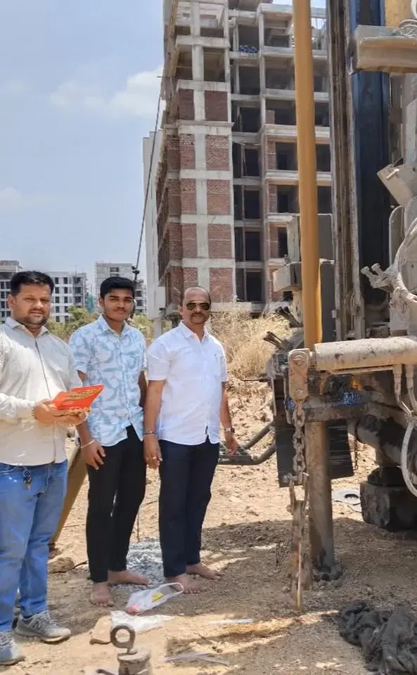 Flat for Sale in pushpaknagar