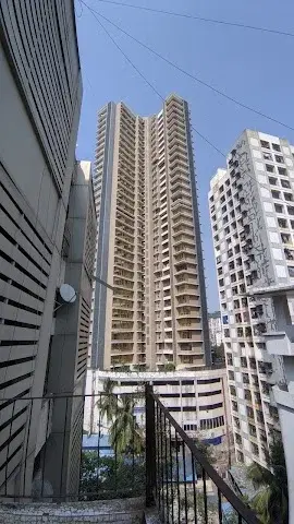 5 BHK Flat for Rent in Veera Desai