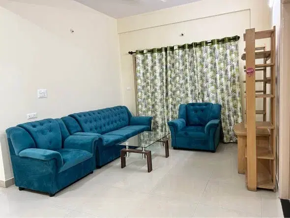 1 BHK Flat for Rent in Neeladri Road