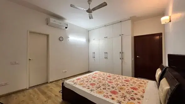 1 BHK Flat for Rent in Whitefield main road