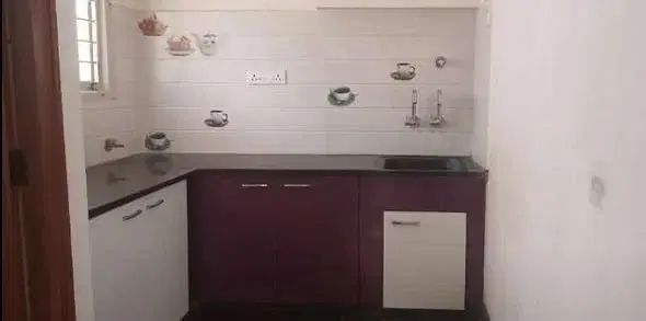 2 BHK Independent House for Rent in I block