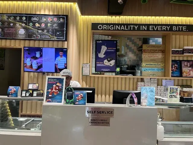 3 BHK Flat for Rent in Khar Ambedkar road