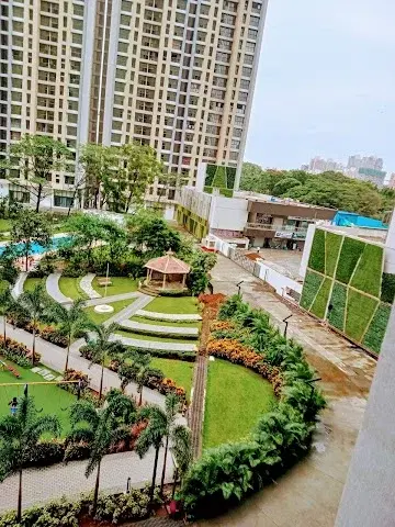 2 BHK Flat for Sale in Raymond Ten X