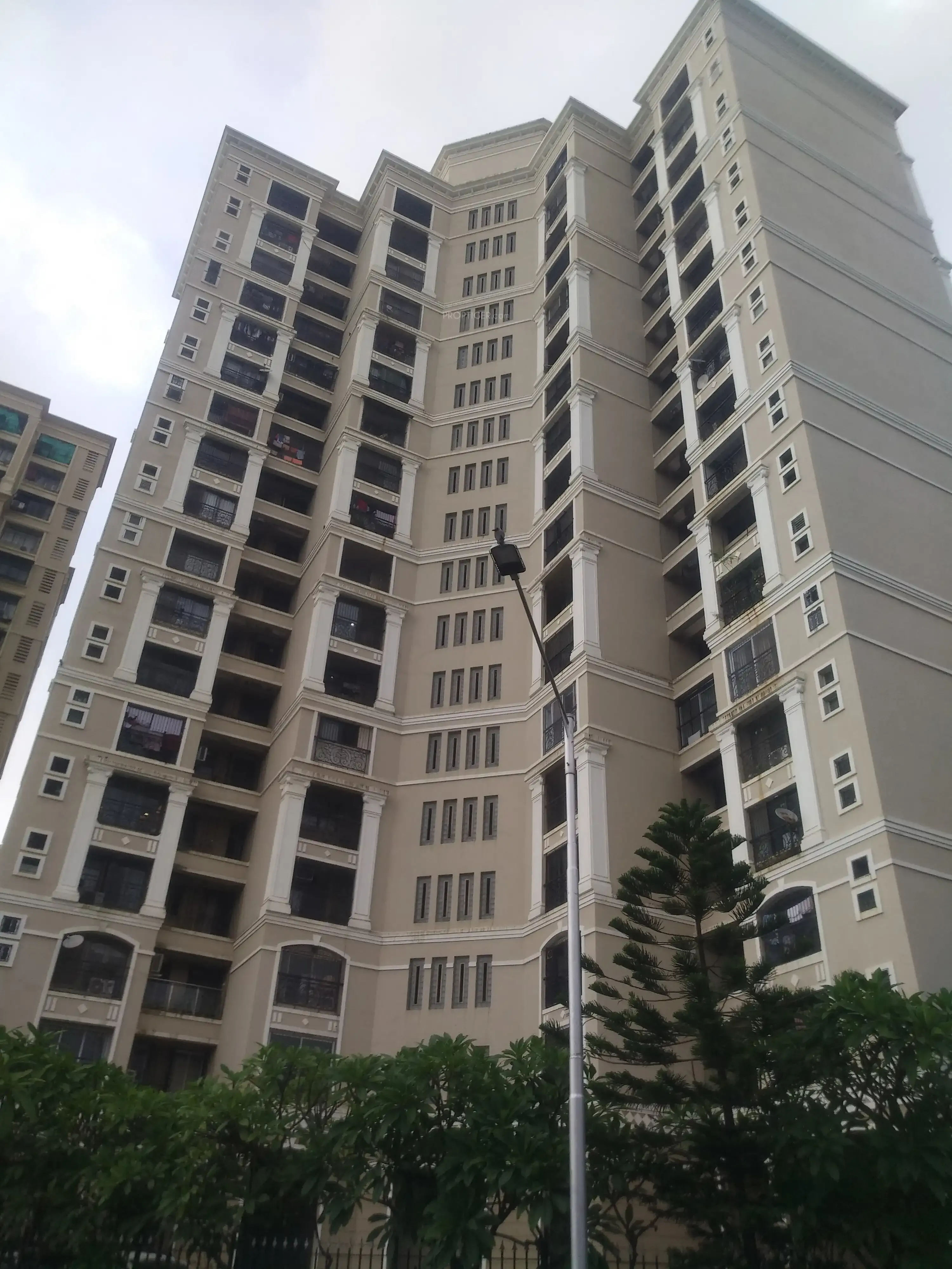 Mandlik Nagar Chs Ltd